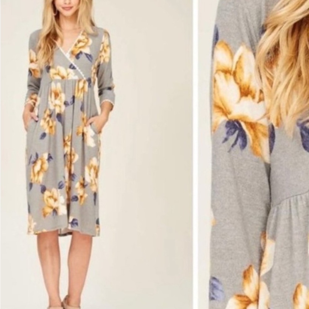 NWOT Hailey & Co. Gray Floral V-Neck 3/4 Sleeve Knee Length Dress w Pockets